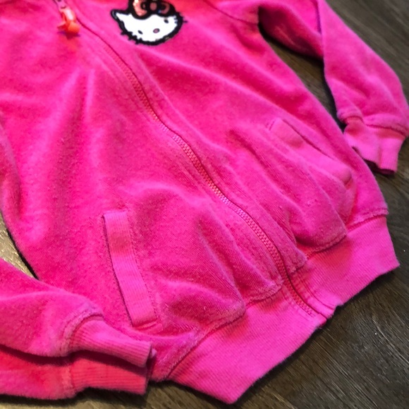3 for $15 • Hello Kitty top size 4T - Picture 3 of 7